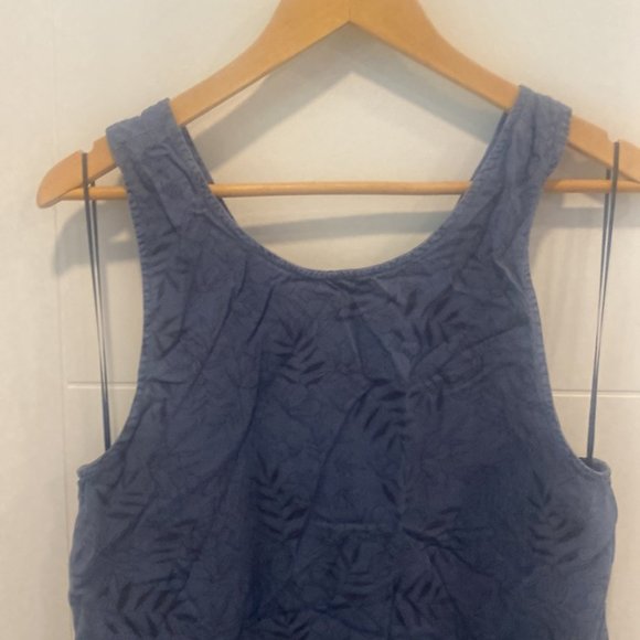 Tentree Blue Relaxed Sleeveless Tank Top - Picture 4 of 11